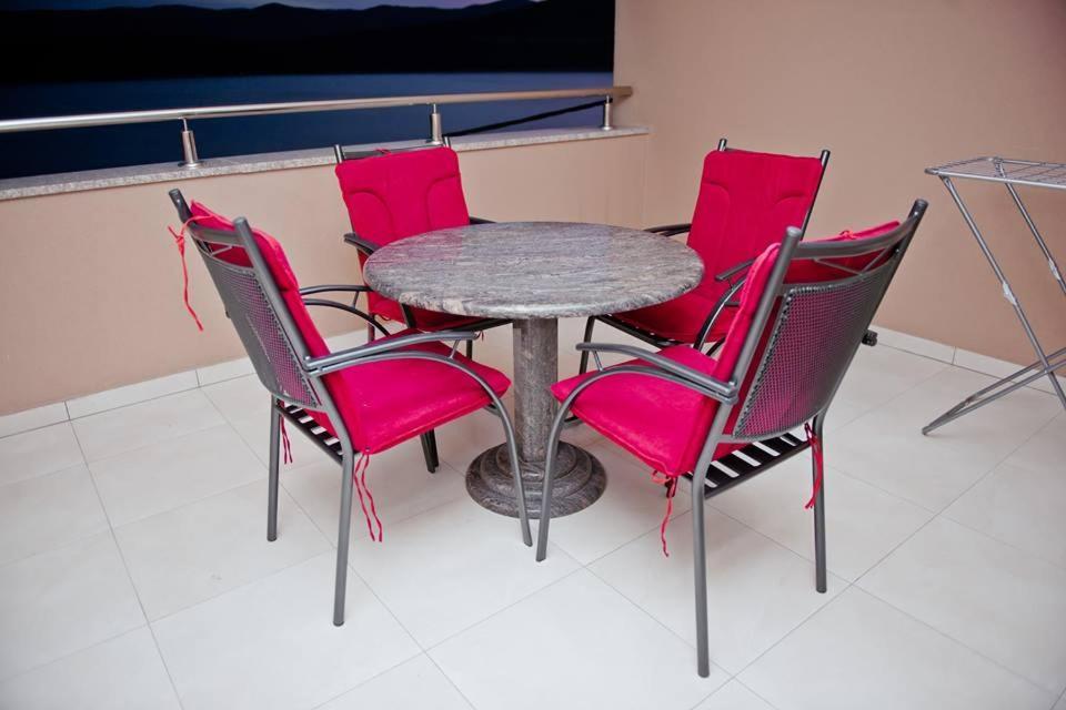 Apartments Domane Nenad Neum Luaran gambar